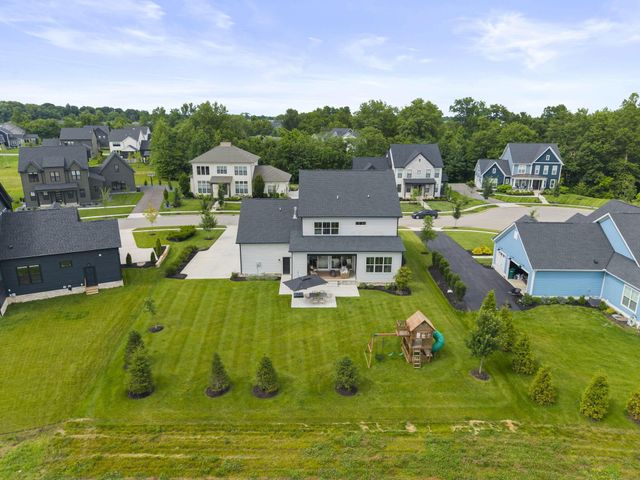 7675 Falcon Hill Court, Plain City, OH 43064