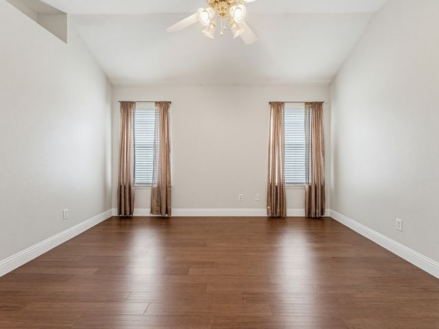 464 Maplegrove Road, Cedar Hill, TX 75104