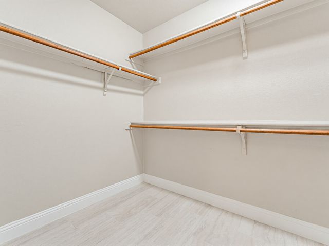 464 Maplegrove Road, Cedar Hill, TX 75104