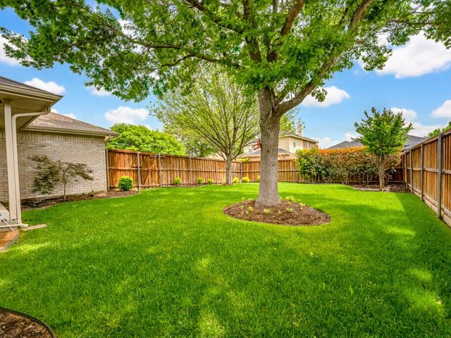 464 Maplegrove Road, Cedar Hill, TX 75104