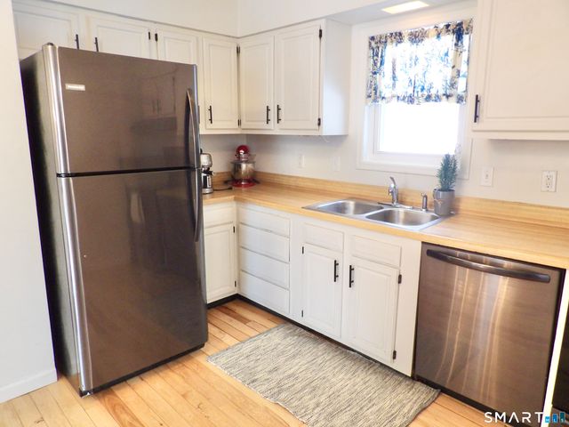 991 Shewville Road, Ledyard, CT 06339