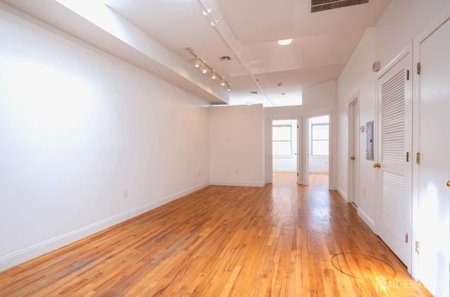 378 George Street 1, New Brunswick, NJ 08901