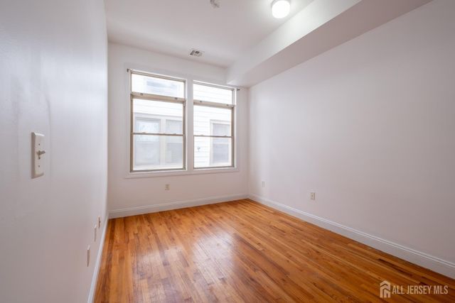 378 George Street 1, New Brunswick, NJ 08901