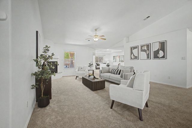 936 Loma Pinon Loop NE, Rio Rancho, NM 87144