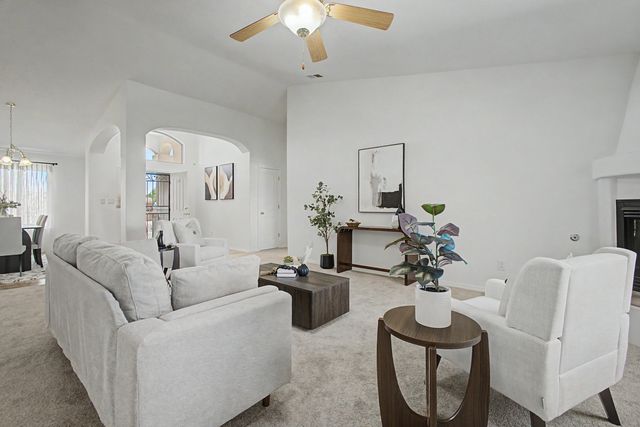 936 Loma Pinon Loop NE, Rio Rancho, NM 87144