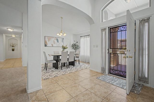 936 Loma Pinon Loop NE, Rio Rancho, NM 87144