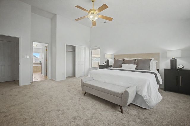 936 Loma Pinon Loop NE, Rio Rancho, NM 87144