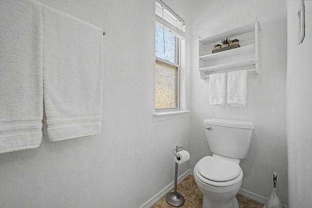 936 Loma Pinon Loop NE, Rio Rancho, NM 87144