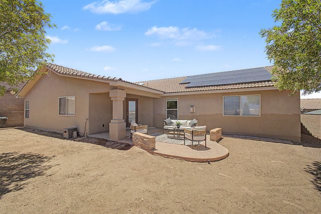936 Loma Pinon Loop NE, Rio Rancho, NM 87144
