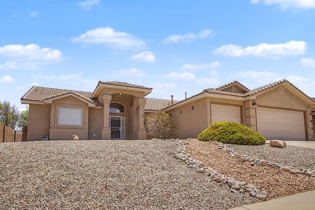 936 Loma Pinon Loop NE, Rio Rancho, NM 87144