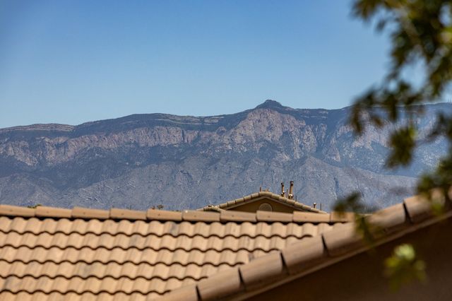 936 Loma Pinon Loop NE, Rio Rancho, NM 87144