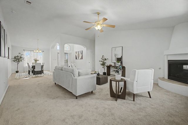 936 Loma Pinon Loop NE, Rio Rancho, NM 87144