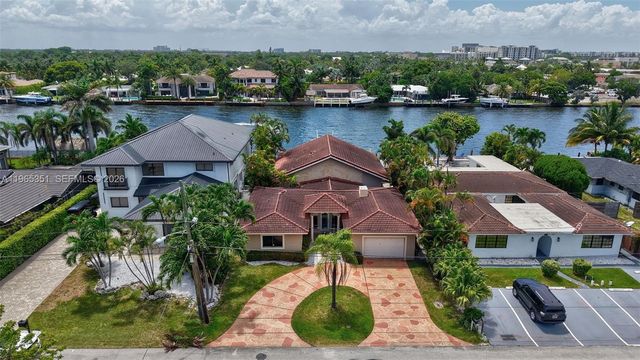 317 S Riverside Dr, Pompano Beach, FL 33062