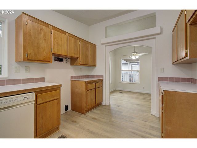 10400 Ne 72ND Ave 1, Vancouver, WA 98686