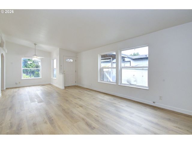10400 Ne 72ND Ave 1, Vancouver, WA 98686
