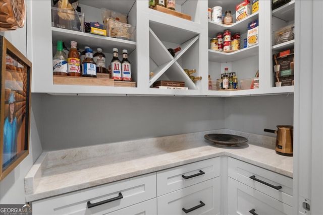 207 Utana Bluffs Trail, Ellijay, GA 30540