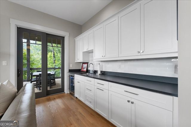 207 Utana Bluffs Trail, Ellijay, GA 30540