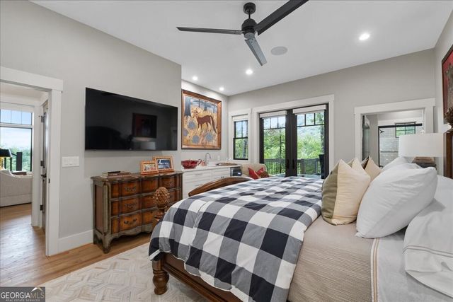 207 Utana Bluffs Trail, Ellijay, GA 30540