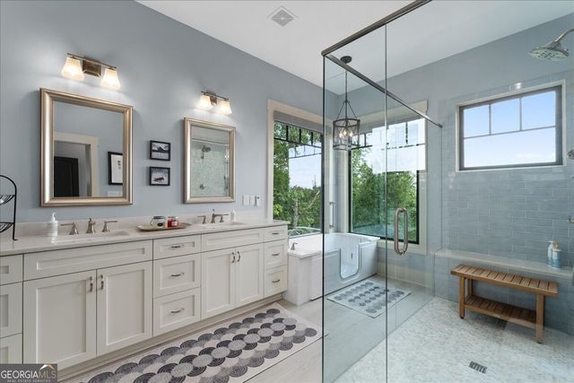 207 Utana Bluffs Trail, Ellijay, GA 30540