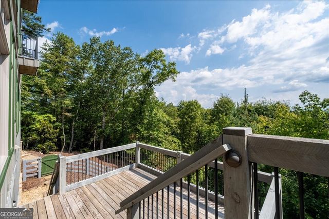 207 Utana Bluffs Trail, Ellijay, GA 30540