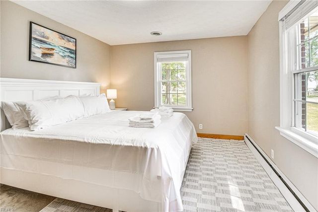 2020 Sunset Maple LN, Chesapeake, VA 23323
