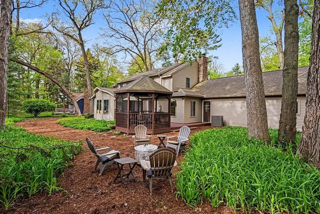 365 Stone Harbor Road, Holland, MI 49424