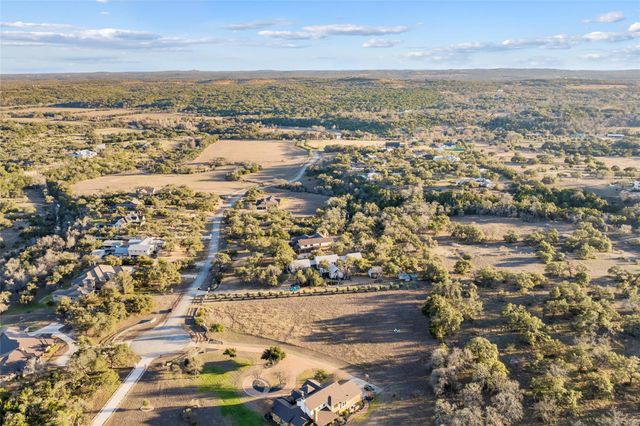 623 Dario DR, Dripping Springs, TX 78620