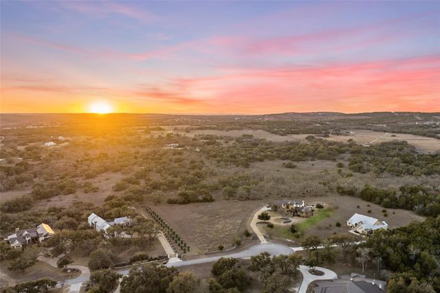 623 Dario DR, Dripping Springs, TX 78620