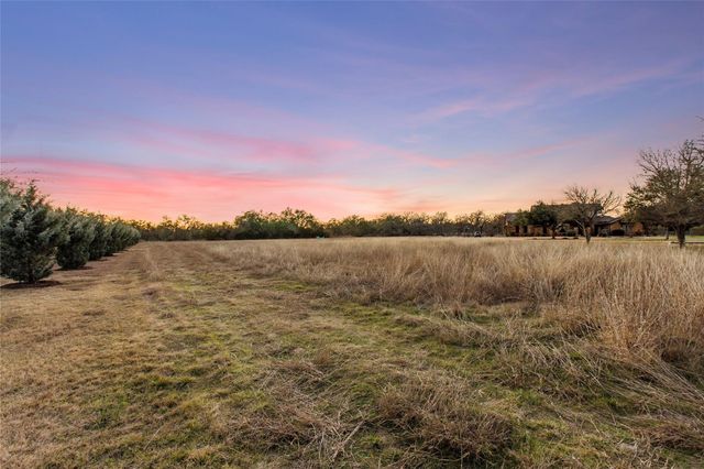 623 Dario DR, Dripping Springs, TX 78620