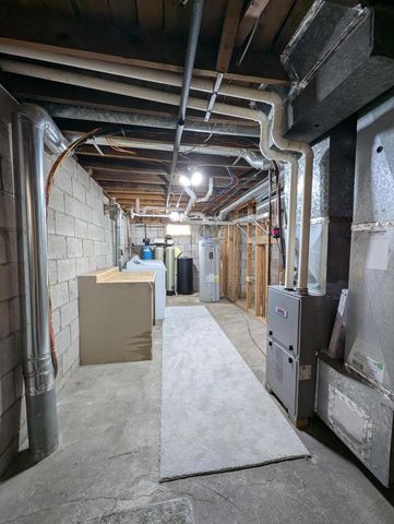 W344S10664 Island View LANE, Mukwonago, WI 53149