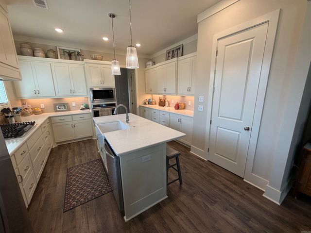 230 A Street, Bryant, AR 72022