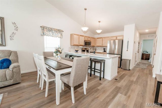 1009 Black Bear Drive, House Springs, MO 63051