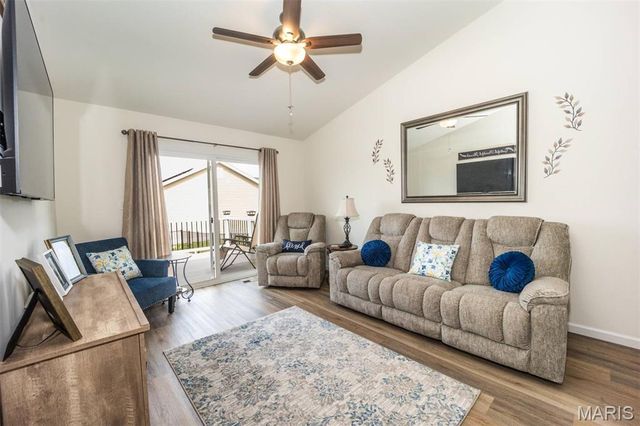 1009 Black Bear Drive, House Springs, MO 63051