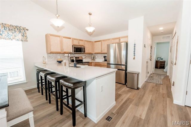 1009 Black Bear Drive, House Springs, MO 63051
