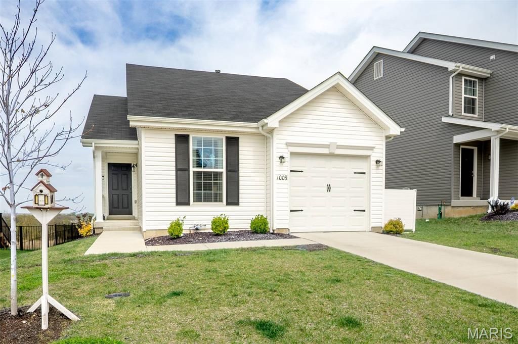 1009 Black Bear Drive, House Springs, MO 63051