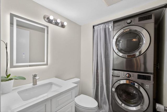 701 7th Lane, Palm Beach Gardens, FL 33418