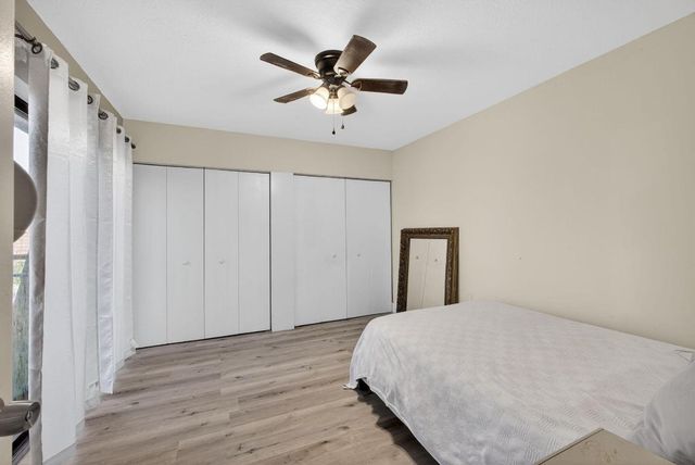 701 7th Lane, Palm Beach Gardens, FL 33418