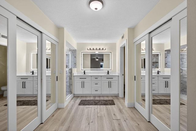 701 7th Lane, Palm Beach Gardens, FL 33418