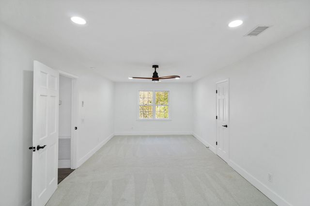 305 Mayfield Street, Summerville, SC 29485