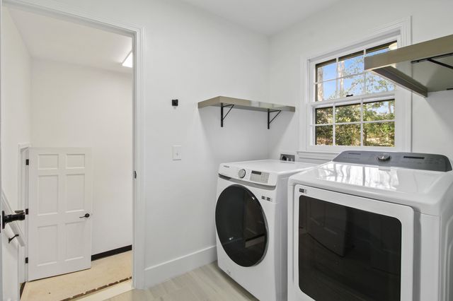 305 Mayfield Street, Summerville, SC 29485