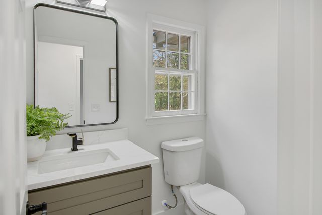 305 Mayfield Street, Summerville, SC 29485