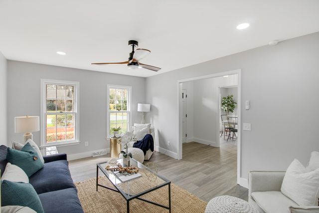 305 Mayfield Street, Summerville, SC 29485