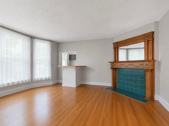 611 S Bernard St, Spokane, WA 99204