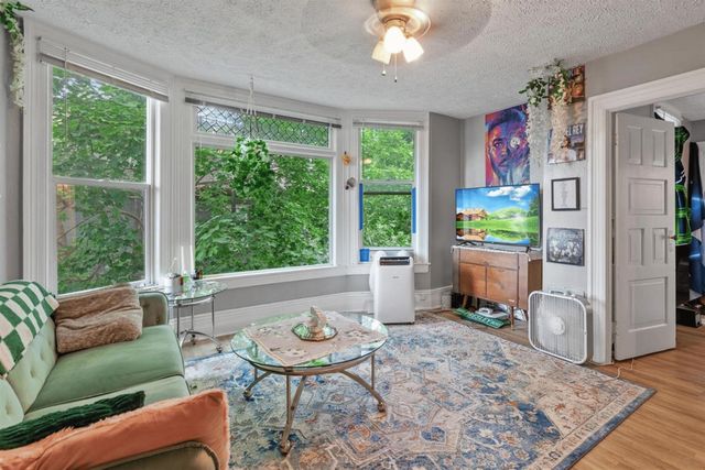 611 S Bernard St, Spokane, WA 99204