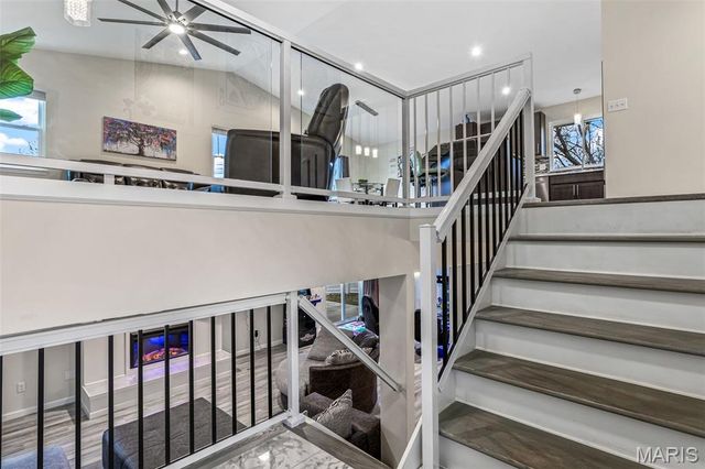 3968 Royal Estates Drive, St Louis, MO 63129