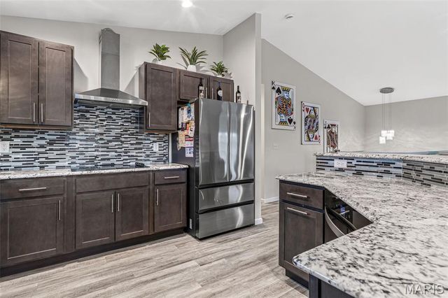 3968 Royal Estates Drive, St Louis, MO 63129