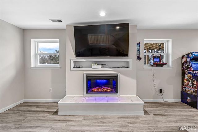 3968 Royal Estates Drive, St Louis, MO 63129