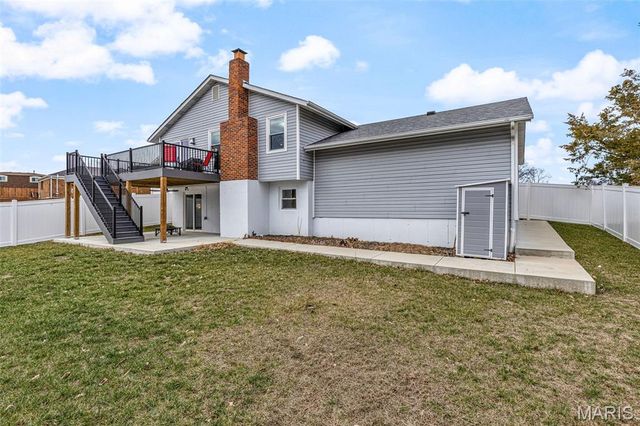 3968 Royal Estates Drive, St Louis, MO 63129