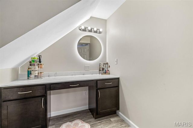 3968 Royal Estates Drive, St Louis, MO 63129