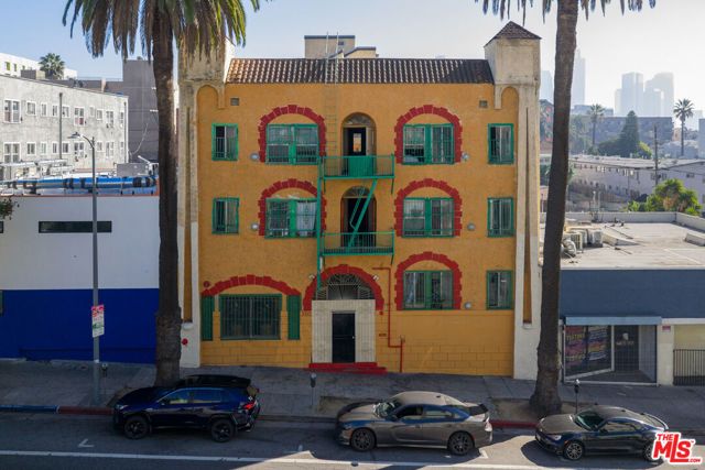 320 S Alvarado Street, Los Angeles, CA 90057